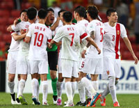亚洲杯：国足2-1乌兹别克 提前出线锁定小组第一